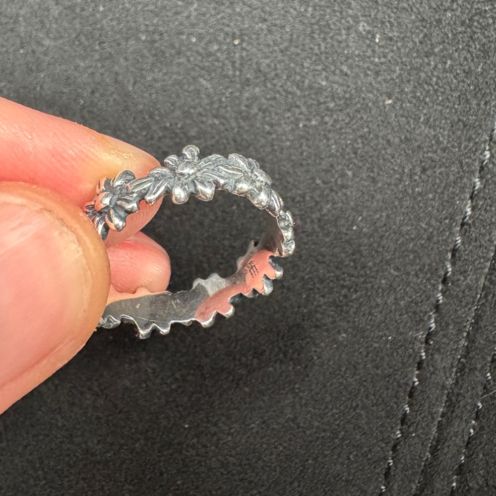 James Avery Margarita Flower Ring size 8.5